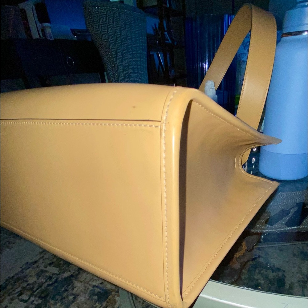 Fendi Sunshine Medium Tote - Picture 6 of 12